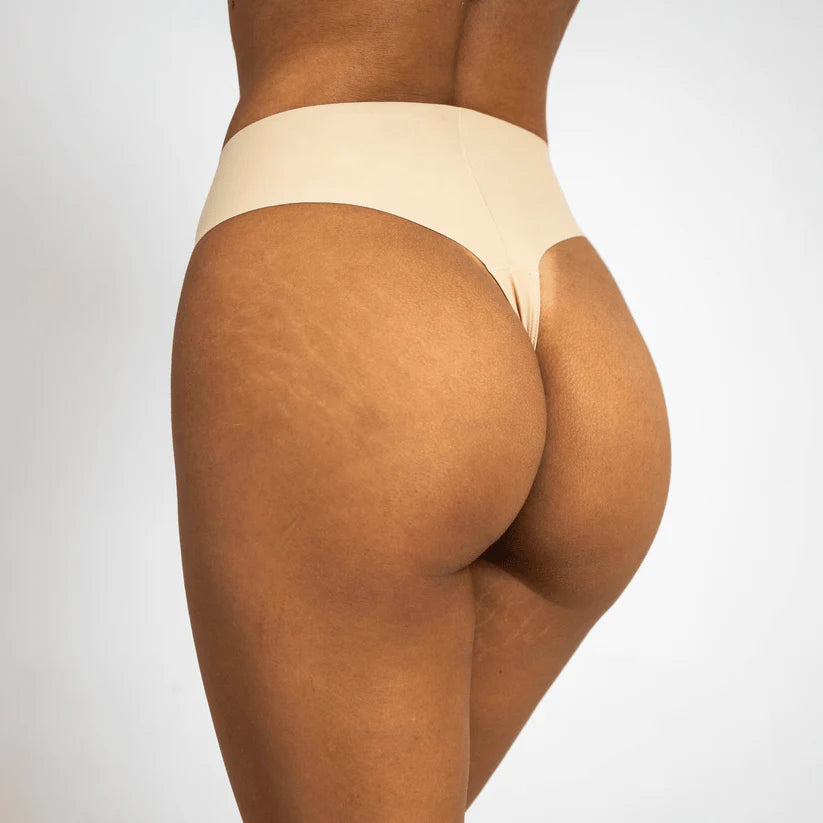 Niewidoczne stringi korygujące (Anty-Camel Toe) - Maloneki